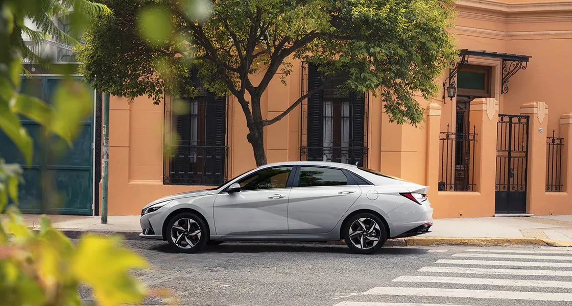 Elantra - Bề mặt thân xe Parametric Jewel