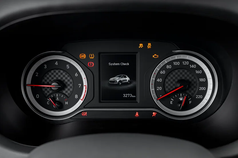 Grand i10 Hatchback - Cụm đồng hồ kết hợp màn hình TFT