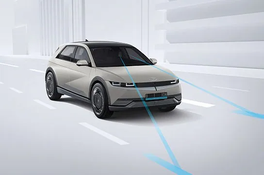IONIQ 5 - Hỗ trợ giữ làn đường LKA và LFA