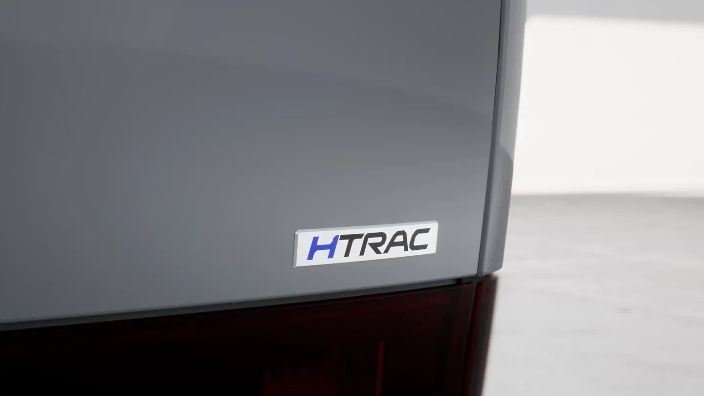 Santa Fe - Hệ dẫn động bốn bánh HTRAC